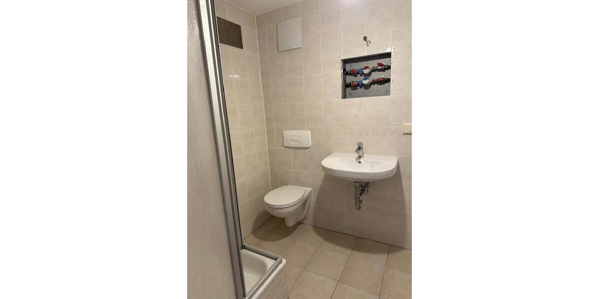 Etagenwohnung Gornsdorf - 2 Zimmer, 60 m&sup2;, 390&euro; | Angebot:25852910