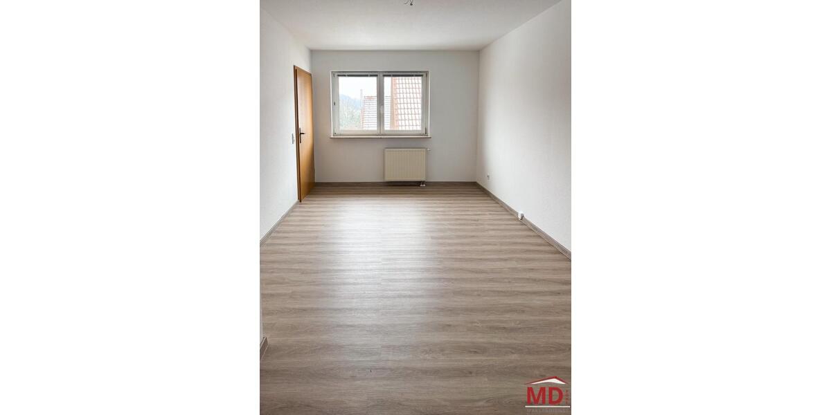 Etagenwohnung Oelsnitz (Erzgebirge) - 2 Zimmer, 60 m&sup2;, 450&euro; | Angebot:24812636