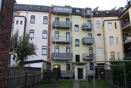 Wohnung Zwickau Mitte-Nord - 2 Zimmer, 48 m&sup2;, 290&euro; | Angebot:24647659