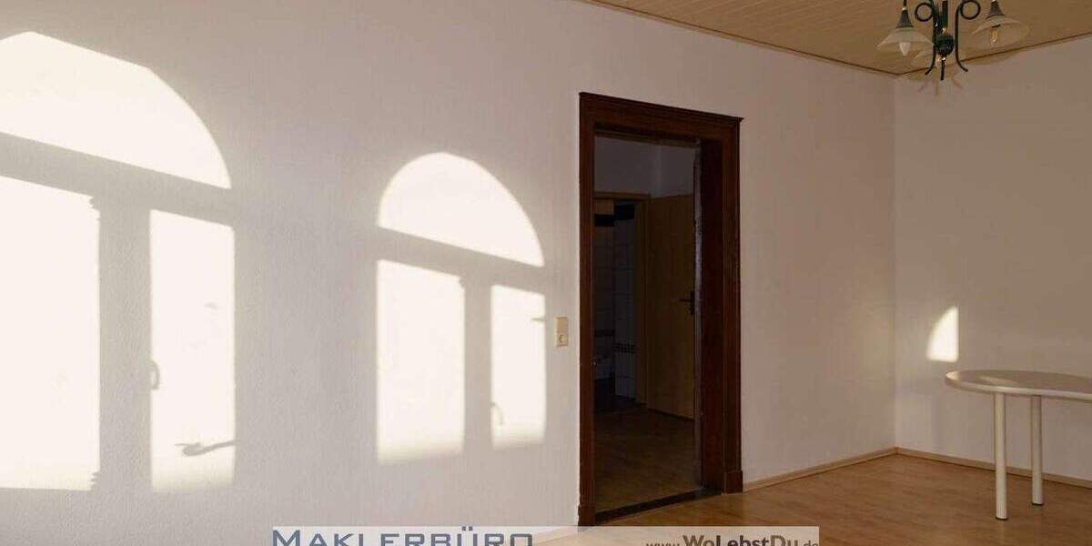 Etagenwohnung Greiz Irchwitz - 2 Zimmer, 72 m&sup2;, 432&euro; | Angebot:25729333