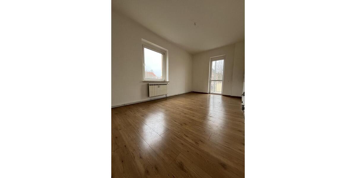 Etagenwohnung Zwickau Zwickau-Nord - 3 Zimmer, 76 m&sup2;, 400&euro; | Angebot:25869652