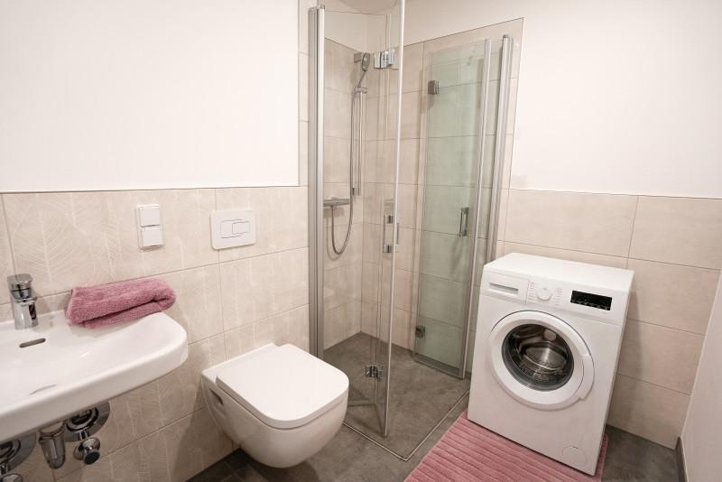 Erdgeschoßwohnung Limbach-Oberfrohna Oberfrohna - 3 Zimmer, 70 m&sup2;, 532&euro; | Angebot:21566573