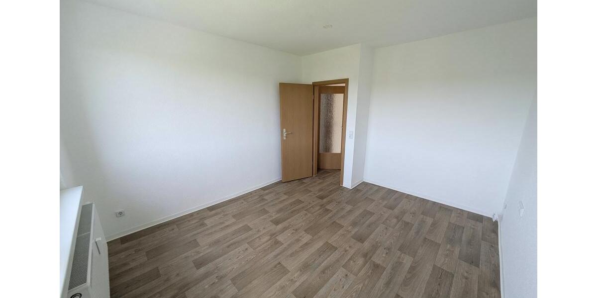 Etagenwohnung Limbach-Oberfrohna Oberfrohna - 3 Zimmer, 60 m&sup2;, 408&euro; | Angebot:25945680