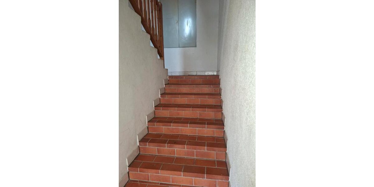 Mehrfamilienhaus, Wohnhaus Zwickau Cainsdorf - 9 Zimmer, 255 m&sup2;, 165.000&euro; | Angebot:24850092