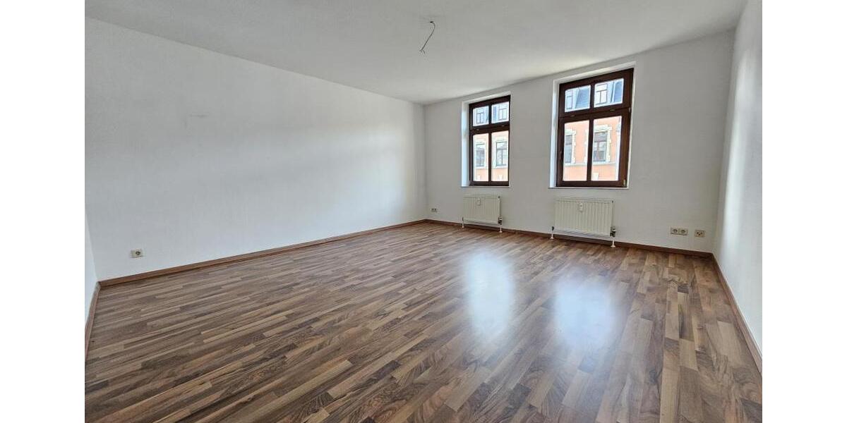 Dachgeschoßwohnung Zwickau - 3 Zimmer, 71 m&sup2;, 448&euro; | Angebot:25362054