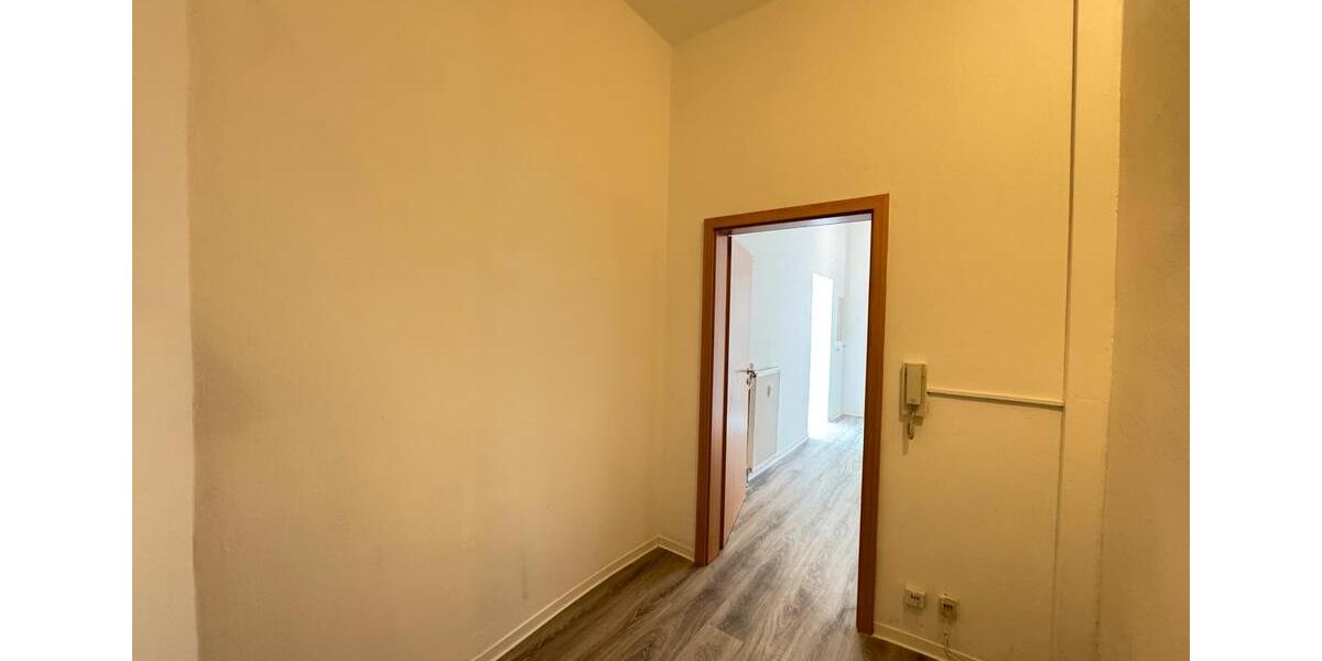 Erdgeschoßwohnung Aue-Bad Schlema Bad Schlema - 3 Zimmer, 71 m&sup2;, 476&euro; | Angebot:25444223