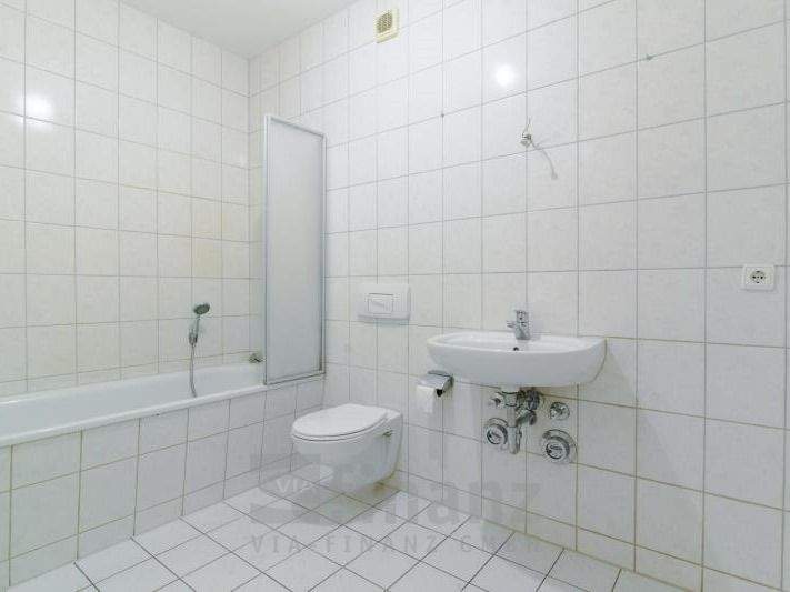 Mehrfamilienhaus, Wohnhaus Hohenstein-Ernstthal Ernstthal - 2 Zimmer, 450.000&euro; | Angebot:25746534