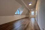 Doppelhaushälfte Zwickau - 3 Zimmer, 95 m&sup2;, 1.250&euro; | Angebot:25395037