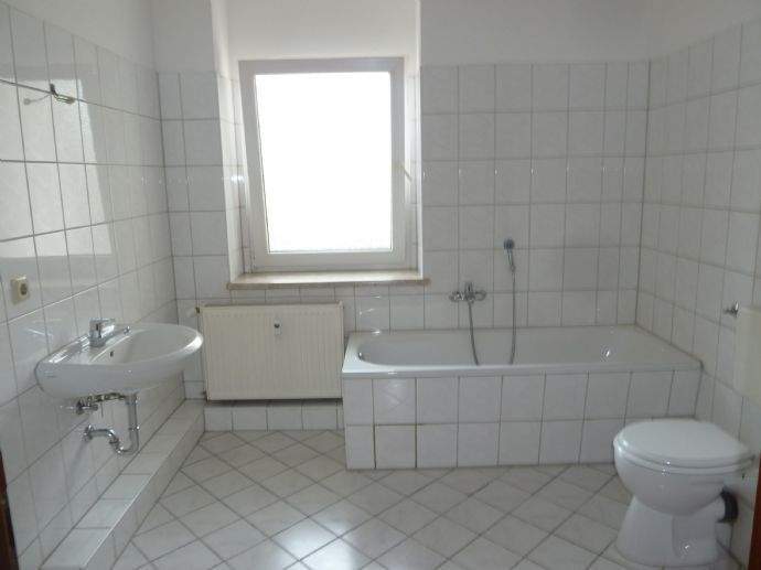 Etagenwohnung Schmölln - 2 Zimmer, 56 m&sup2;, 300&euro; | Angebot:25671829