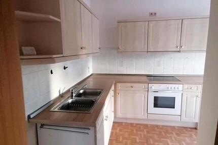 Wohnung Limbach-Oberfrohna Oberfrohna - 2 Zimmer, 55 m&sup2;, 280&euro; | Angebot:24307006