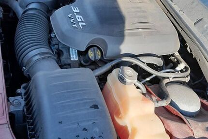 Dodge Challenger 65.000 km 27.800 &euro; Aue-Bad Schlema 08280