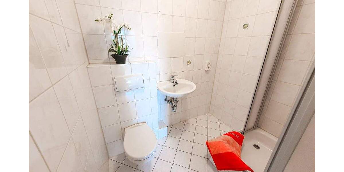 Etagenwohnung Zwickau Eckersbach - 3 Zimmer, 71 m&sup2;, 426&euro; | Angebot:25728258