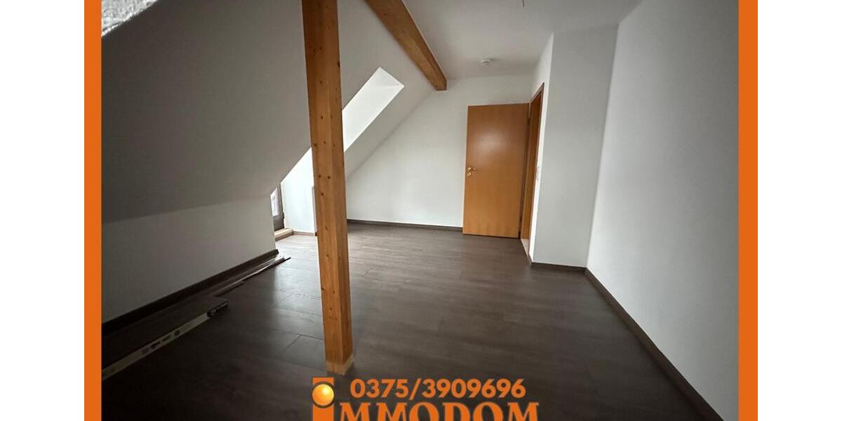 Dachgeschoßwohnung Zwickau - 3 Zimmer, 88 m&sup2;, 530&euro; | Angebot:18346902