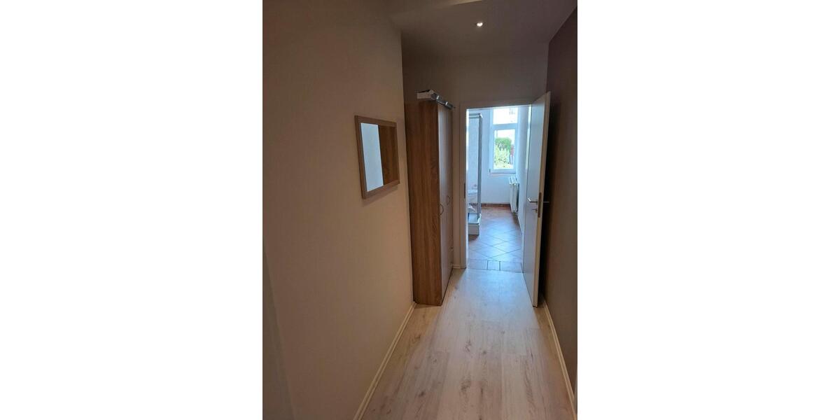 Erdgeschoßwohnung Gornsdorf - 2 Zimmer, 50 m&sup2;, 300&euro; | Angebot:25933585