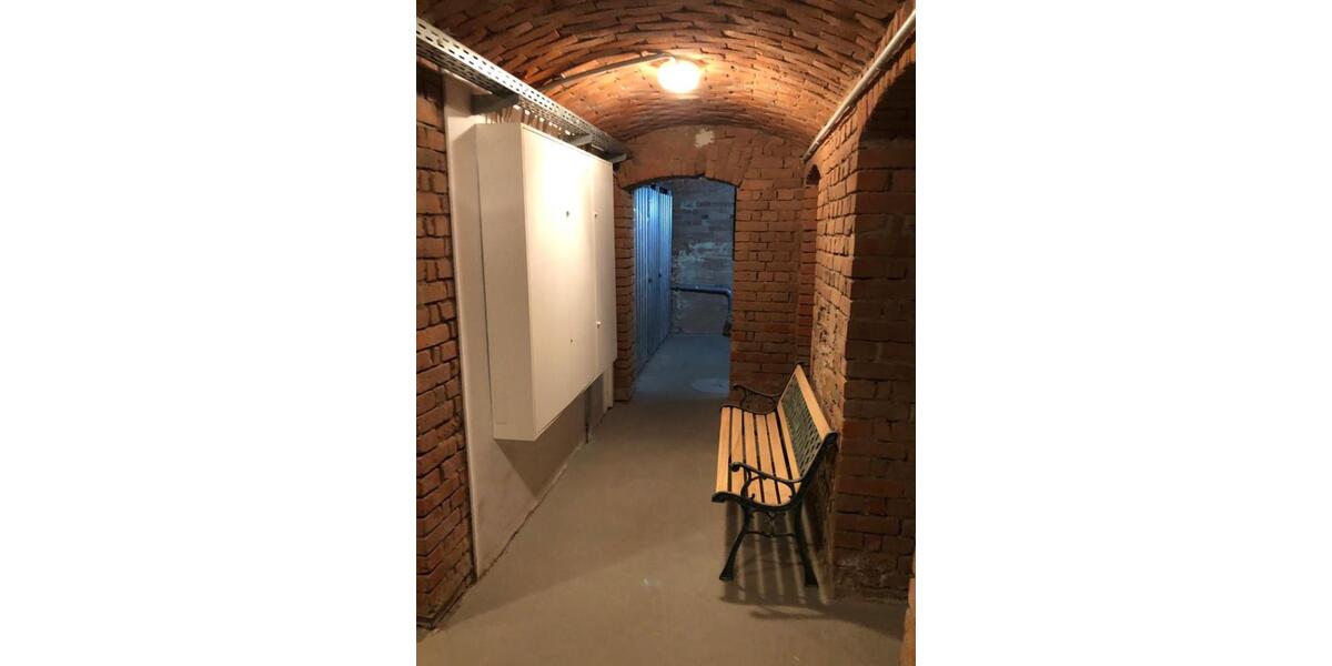Etagenwohnung Zwickau - 2 Zimmer, 65 m&sup2;, 95.000&euro; | Angebot:9064293