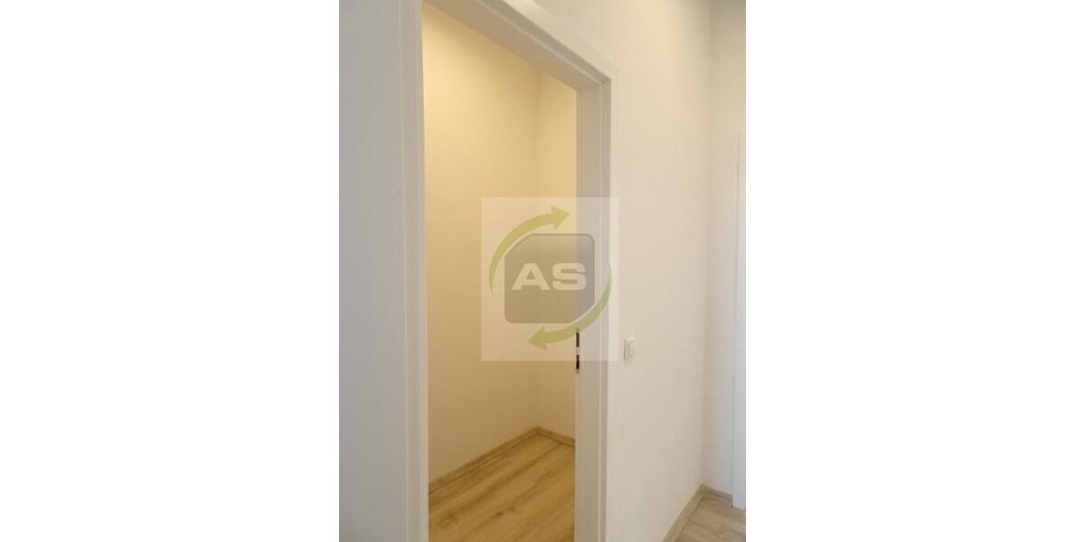 Etagenwohnung Zwickau - 4 Zimmer, 97 m&sup2;, 720&euro; | Angebot:25719762