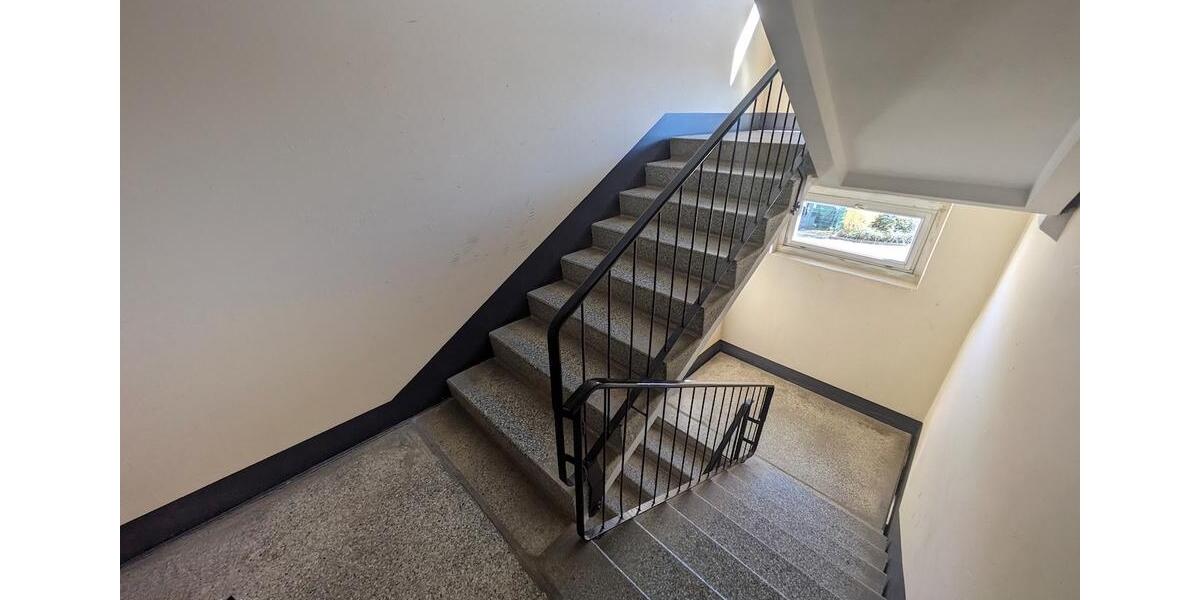 Etagenwohnung Limbach-Oberfrohna Oberfrohna - 1 Zimmer, 35 m&sup2;, 189&euro; | Angebot:25945698