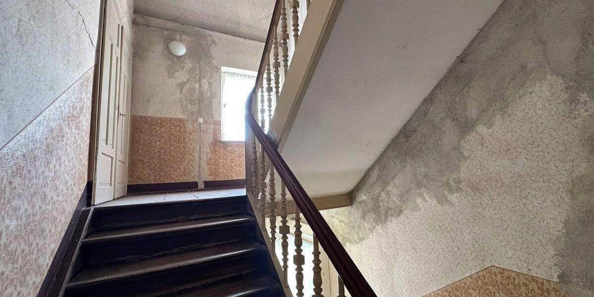 Mehrfamilienhaus, Wohnhaus Neukirchen/Pleiße Neukirchen - 1 Zimmer, 250 m&sup2;, 65.000&euro; | Angebot:25688363