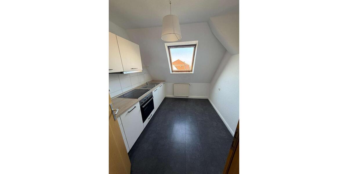 Etagenwohnung Zwickau Zwickau-Nord - 2 Zimmer, 71 m&sup2;, 430&euro; | Angebot:25415894