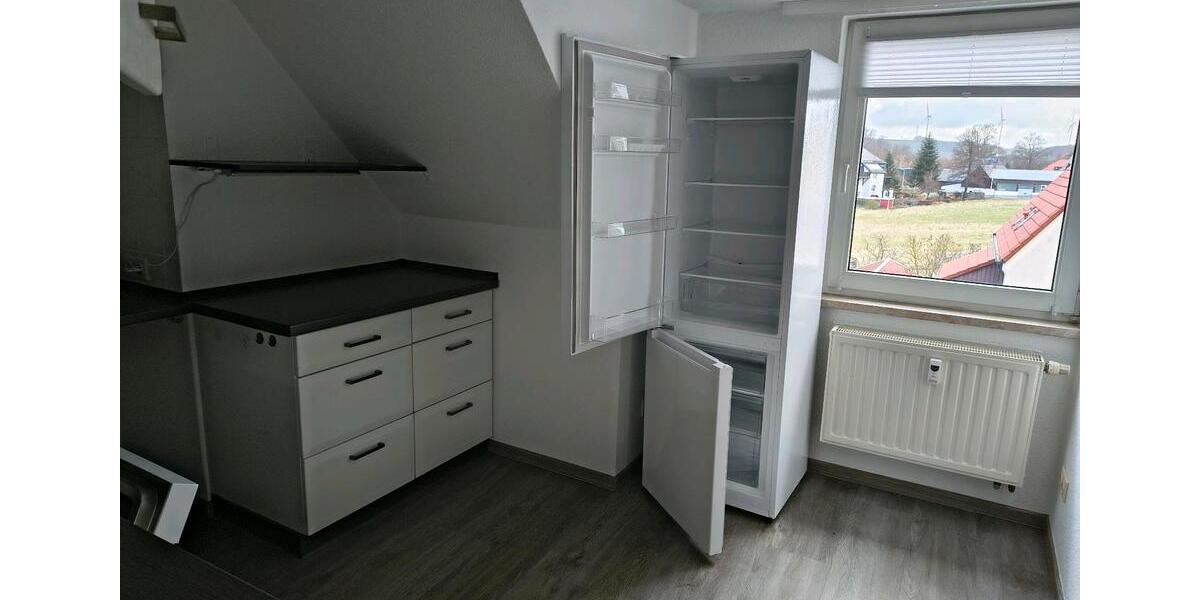 Dachgeschoßwohnung Zwickau - 2 Zimmer, 47 m&sup2;, 259&euro; | Angebot:25947975