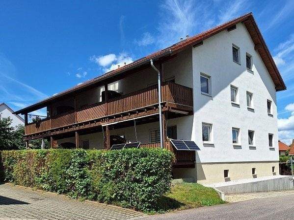 Etagenwohnung Waldenburg - 4 Zimmer, 123 m&sup2;, 99.000&euro; | Angebot:25779591