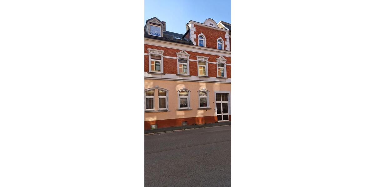 Reihenhaus Treuen - 8 Zimmer, 164 m&sup2;, 99.000&euro; | Angebot:25806158