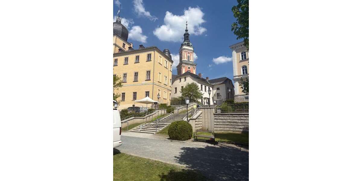 Einfamilienhaus Greiz - 9 Zimmer, 210 m&sup2;, 35.000&euro; | Angebot:27339682