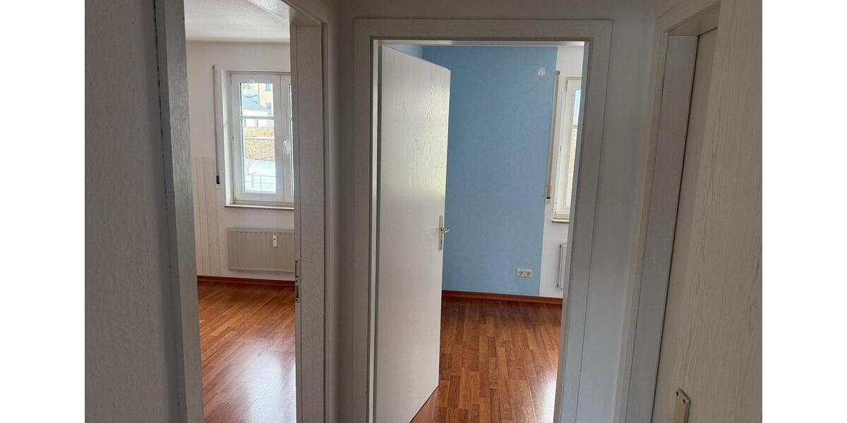 Etagenwohnung Auerbach/Vogtland Vogtland - 3 Zimmer, 70 m&sup2;, 420&euro; | Angebot:25219042