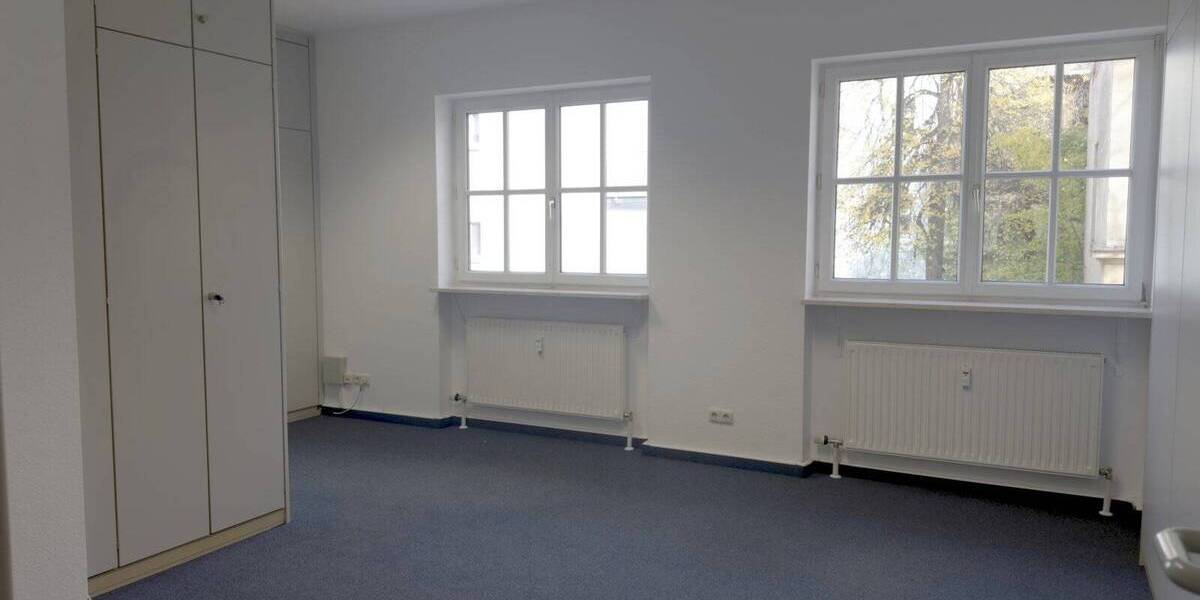 Gewerbeobjekt Zwickau Innenstadt - 4 Zimmer, 143 m&sup2;, 110.000&euro; | Angebot:25707412