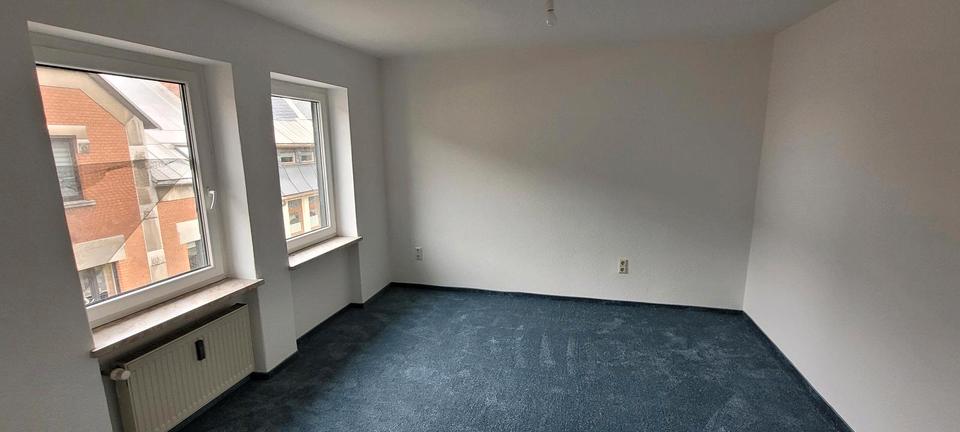 Etagenwohnung Falkenstein/Vogtland Vogtland - 6 Zimmer, 82 m&sup2;, 369&euro; | Angebot:24997077