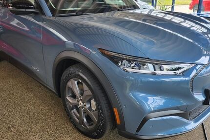 Ford Mustang Mach-E 1.500 km 52.890 &euro; Glauchau 08371