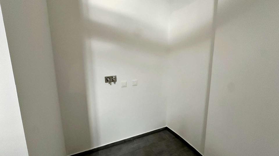 Dachgeschoßwohnung Zwickau - 3 Zimmer, 115 m&sup2;, 1.020&euro; | Angebot:23808992
