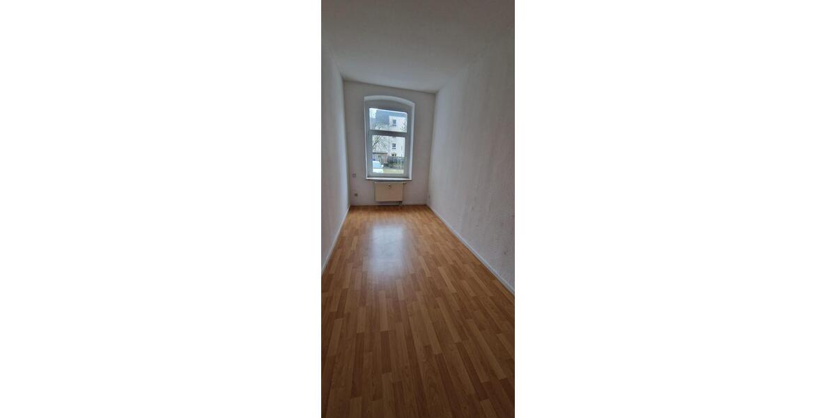Erdgeschoßwohnung Zwickau - 4 Zimmer, 93 m&sup2;, 580&euro; | Angebot:26676965