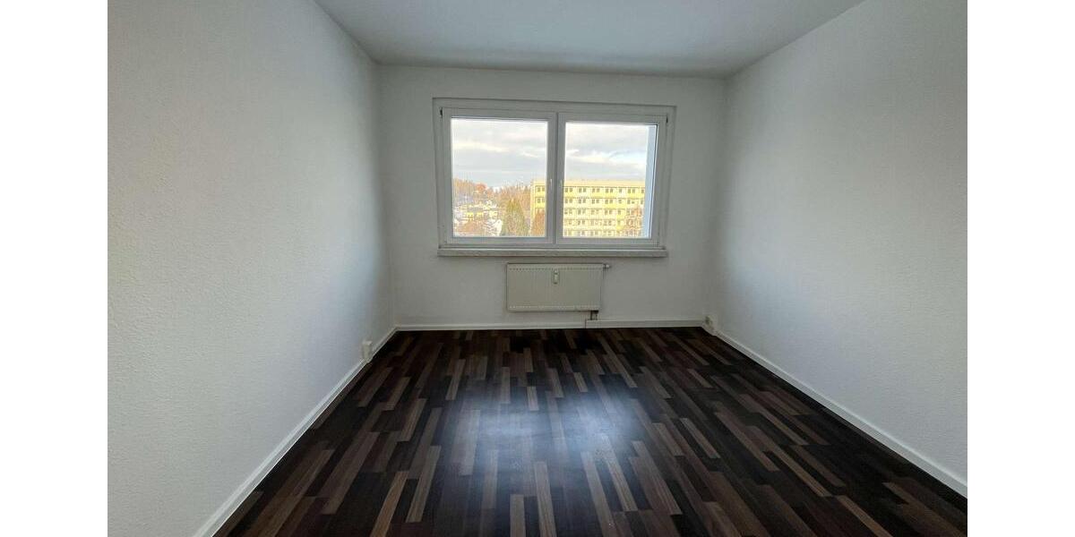 Etagenwohnung Reinsdorf - 6 Zimmer, 112 m&sup2;, 680&euro; | Angebot:24535095
