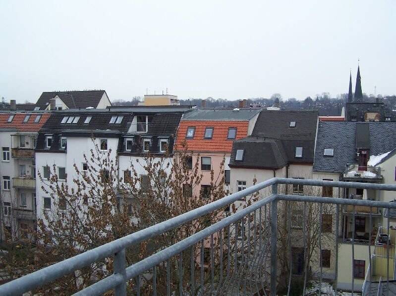 Etagenwohnung Zwickau Innenstadt - 3 Zimmer, 88 m&sup2;, 550&euro; | Angebot:25670162