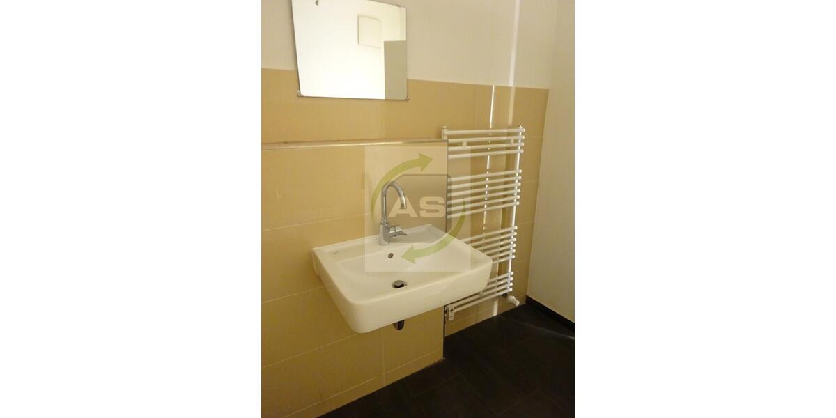 Dachgeschoßwohnung Zwickau Zwickau-Nord - 3 Zimmer, 71 m&sup2;, 365&euro; | Angebot:22591343