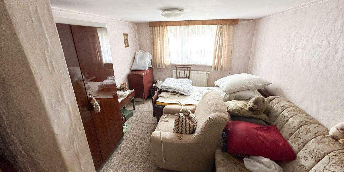 Mehrfamilienhaus, Wohnhaus Zwönitz / Niederzwönitz Zwönitz - 1 Zimmer, 150 m&sup2;, 84.000&euro; | Angebot:25744609