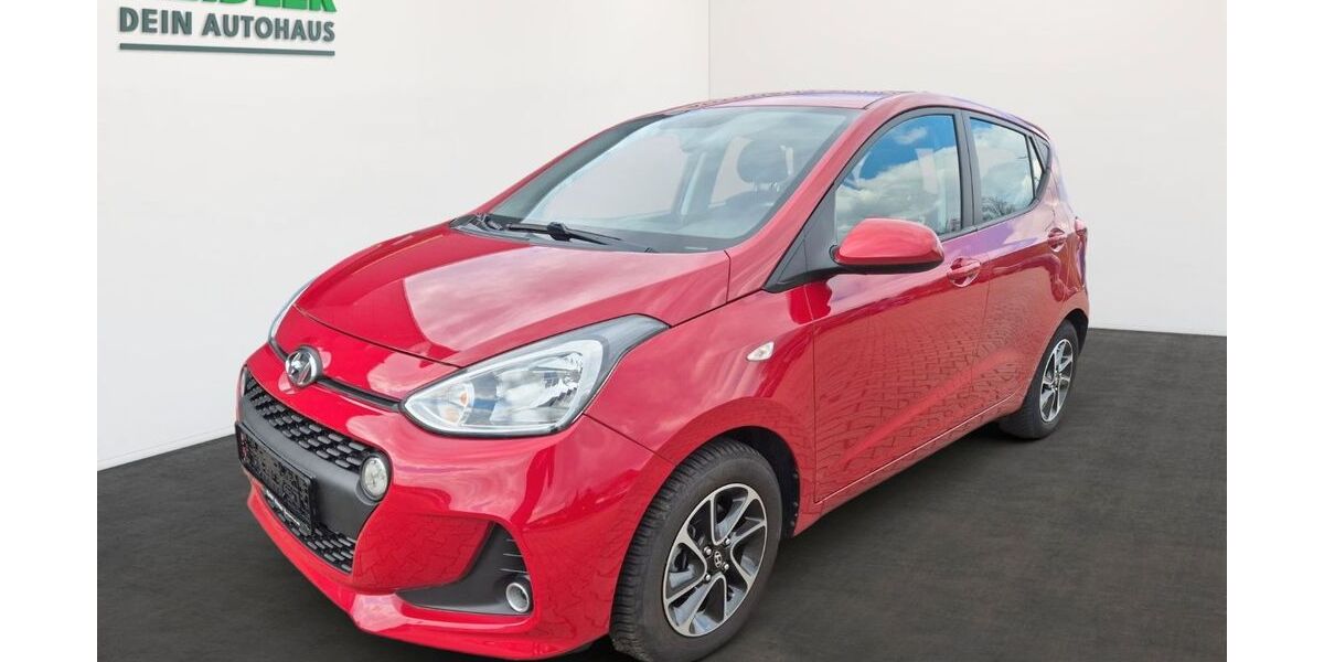 Hyundai i10 27.950 km 10.350 &euro; Mylau 08499