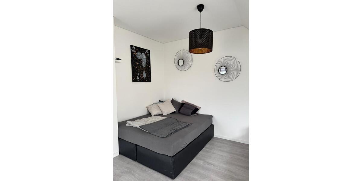 Etagenwohnung Zwickau Cainsdorf - 1 Zimmer, 42 m&sup2;, 280&euro; | Angebot:26429311