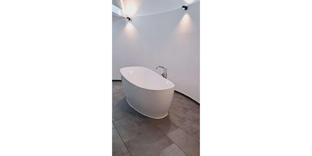 Dachgeschoßwohnung Zwickau - 3 Zimmer, 115 m&sup2;, 954&euro; | Angebot:25808070