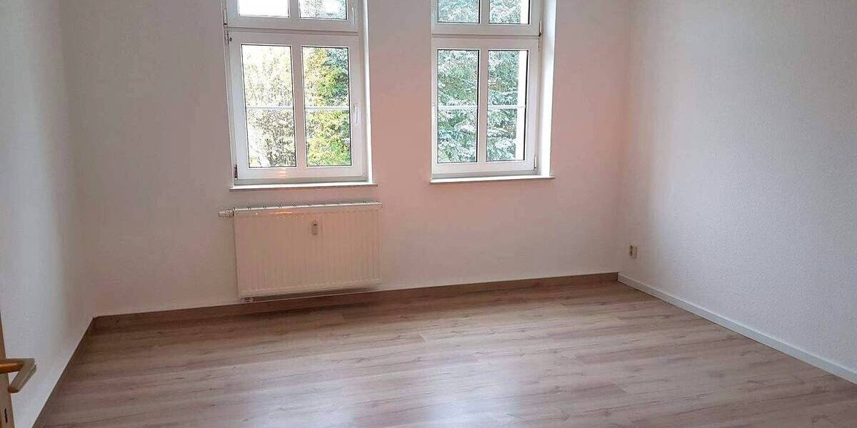 Etagenwohnung Gornsdorf - 2 Zimmer, 60 m&sup2;, 350&euro; | Angebot:25729823