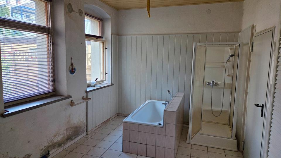 Reihenhaus Crimmitschau - 6 Zimmer, 103 m&sup2;, 80.000&euro; | Angebot:27085582