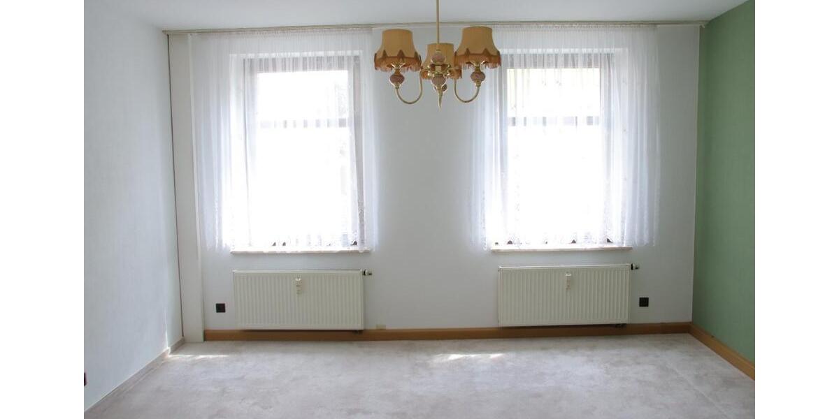 Doppelhaushälfte Crimmitschau - 12 Zimmer, 170 m&sup2;, 125.000&euro; | Angebot:26041621