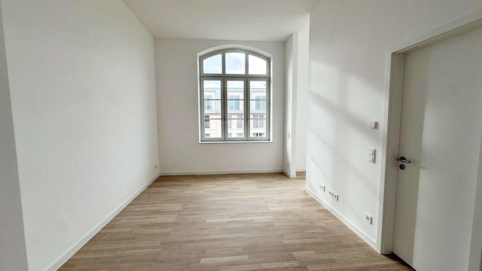 Etagenwohnung Zwickau - 2 Zimmer, 56 m&sup2;, 450&euro; | Angebot:23873168