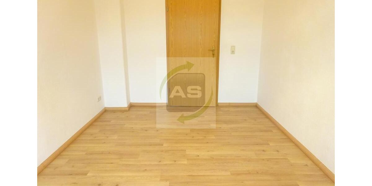 Etagenwohnung Zwickau - 3 Zimmer, 66 m&sup2;, 399&euro; | Angebot:24704380