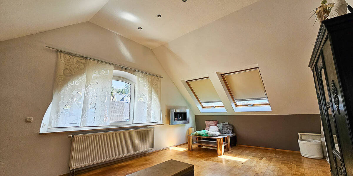 Einfamilienhaus Bockau - 9 Zimmer, 197 m&sup2;, 229.000&euro; | Angebot:25688290