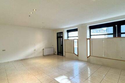 Gewerbeobjekt Schwarzenberg Hofgarten - 3 Zimmer, 800&euro; | Angebot:25836562