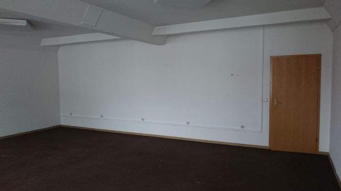 Gewerbeobjekt Auerbach - 2 Zimmer, 65 m&sup2;, 140&euro; | Angebot:25877232