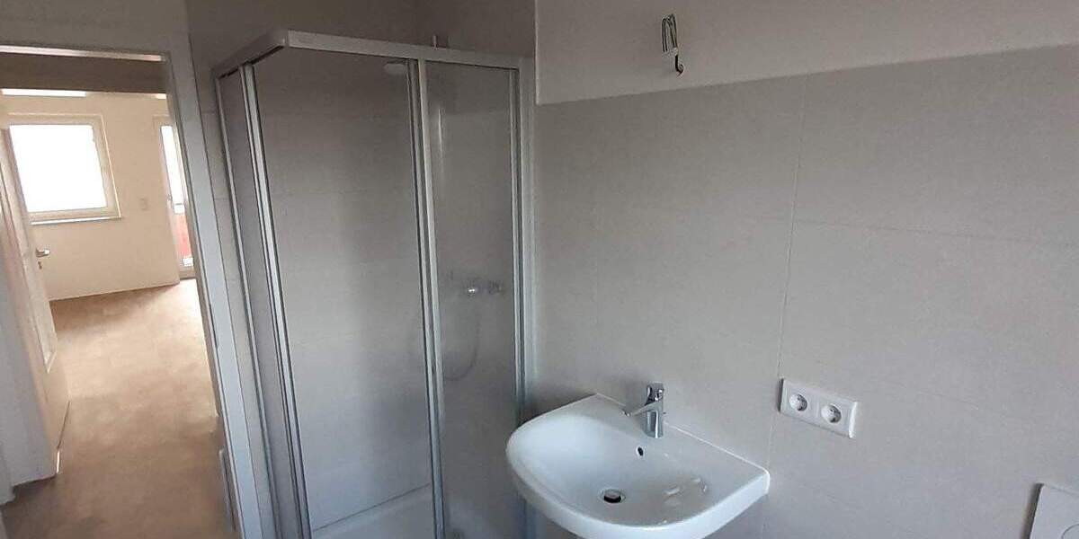 Etagenwohnung Oelsnitz/Erzgebirge Oelsnitz - 3 Zimmer, 66 m&sup2;, 430&euro; | Angebot:25663708