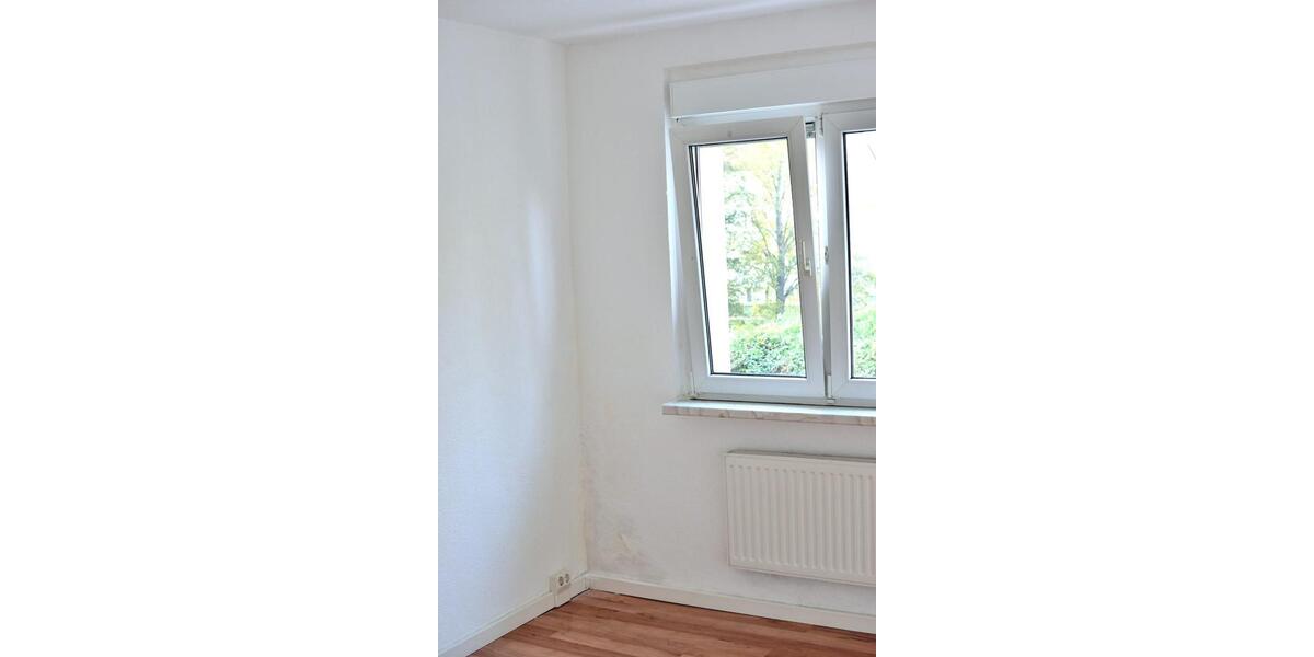 Erdgeschoßwohnung Limbach-Oberfrohna Oberfrohna - 3 Zimmer, 58 m&sup2;, 350&euro; | Angebot:17594342